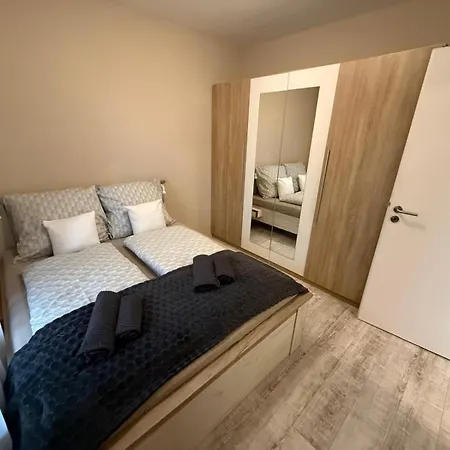 Highway Apartament *
